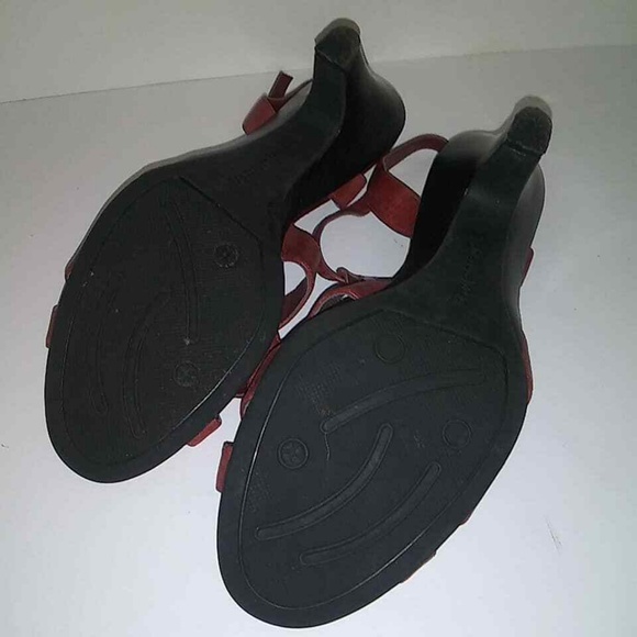 Naturalizer Heels Academy Red Leather Sandles - Picture 5 of 8